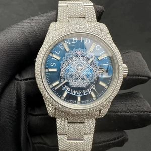 Reloj de Diamantes Splendid Gift de 28 mm con Caja Plateada, Esfera de Cristal de Zafiro, Movimiento Analógico de Cuarzo ETA, Reloj de Lujo para Hombre, Resistente al Agua hasta 10 m - Product Image 2