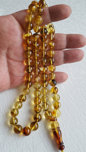 Tasbih Redondo de Resina Ámbar Brillante, 99 Cuentas de Oración, Misbaha Islámica, Subha, Rosario para Dhikr, Zikr, Namaz, Meditación y Adoración Musulmana - Product Image 4