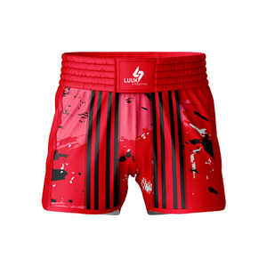 Shorts d'entraînement de Muay Thai et MMA personnalisés LUUK International, logo imprimé sur le devant, 100% polyester, extensibles dans quatre directions, ajustés - Product Image 4