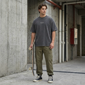 Camiseta de Felpa Francesa Gruesa para Hombre |   Camiseta de 220 GSM, 100% Algodón Peinado, Lavado Ácido, Estilo Vintage, Hombros Caídos, Corte Super Cuadrado, Estilo Hip Hop - Product Image 2