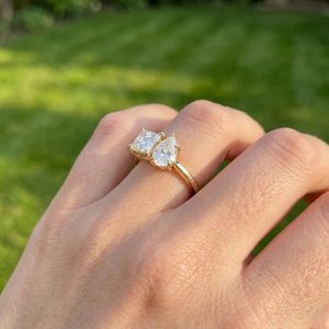 Bague en argent 925 avec moissanite, taille brillant rond, bijoux fins étincelants, bague tendance, cadeau élégant pour femme - Product Image 2