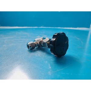 SUPERLOK SINV3 SINV3-S-6 Utilisé comme pièce détachée d'équipement semi-conducteur d'occasion - Product Image 3