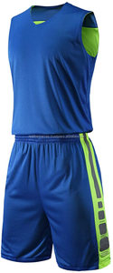 Uniforme de basketball pour hommes sur mesure de haute qualité, dernier design, imprimé, sans manches, antibactérien, 100% polyester, vente en gros - Product Image 3