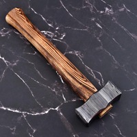 Marteau en acier Damas forgé à la main avec manche en bois – Marteau de forgeron robuste pour le forgeage, le travail des métaux et l'utilisation industrielle