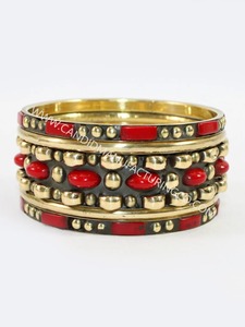 Ensemble de bracelets en laiton faits à la main, géométriques, avec incrustations rouges, bijoux traditionnels pour femmes - Product Image 5