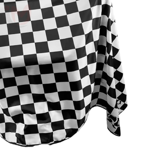 Capa de Peluquería Impermeable y Antiestática de Poliéster Pongee Personalizada a Precio de Fábrica, con Cintura Ajustable y Logotipo Personalizado para Hombre - Product Image 3