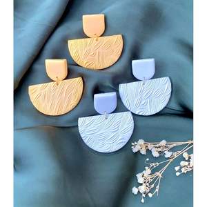 Luxury Handmade <b>Resin</b> <b>Earrings</b> Premium Quality Material Elegant Party Fashion Accessories Crystal Style Lightweight Comfortable - Product Image 4