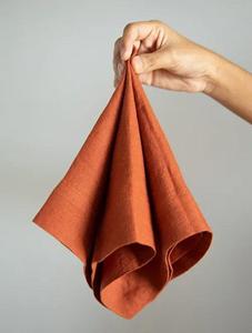 Serviettes en coton teintes à la main couleur rouille, linge de table rustique réutilisable pour mariages, fêtes, décoration de table, événements et usage domestique - Product Image 3