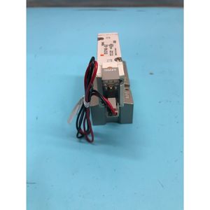 LOT DE 4 ÉLECTROVANNES SMC SYJ7140-5LZ, 173434 - Équipements et Pièces Semi-conductrices de Renommée Mondiale à Confiance au Monde Entier chez - Product Image 6