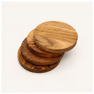 Ensemble de sous-verres élégants en bois, tapis de table stylés pour la maison, le bureau, la table basse, le restaurant, l'hôtel, la décoration de mariage et de fête - Product Image 1