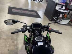 LIVRAISON GRATUITE Nouvelle Moto Kawasaki Z650 ABS 2025 de Qualité Industrielle et DIY avec Garantie de 3 Ans + Casque Intégral Gratuit - Product Image 6