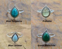 Anillo de Plata de Ley de Alta Calidad con Piedra de Pera, Larimar, Ónix, Ojo de Tigre, Cornalina, Prehnita, con Engaste de Bisel y Forma de Lágrima