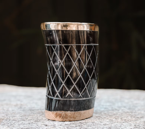 Juego de 5 Vasos de Chupito Hechos a Mano por Crescent International, Diseño Europeo, para Vino, Decoración para el Hogar, 51-100 ml - Product Image 3