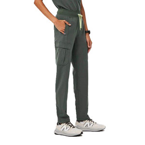Tenue médicale régulatrice de température Solid Trader pour un confort toutes saisons dans les établissements de santé – Uniforme hospitalier de qualité - Product Image 6