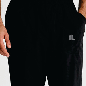 Pantalones de Hombre Negros de Corte Recto, Cintura Elástica, Transpirables, de Poliéster, Casuales, con Logotipo en la Pierna Derecha, para Otoño - Product Image 4