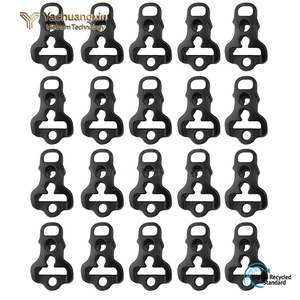 Pinzas de Plástico para Ropa, Paquete de 20, Negras, Tipo Gancho Rectangular, Material PP Resistente, para Uso en Lavandería - Product Image 4