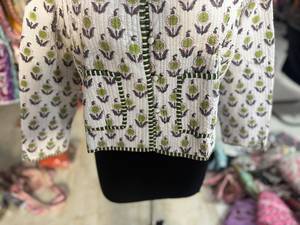 <b>Quilted</b> Cotton <b>Jacket</b> Women Floral <b>Pattern</b> Mandarin Collar Full Sleeve Autumn Regular Length Patch Pocket Woven Fabric GIFT - Product Image 5