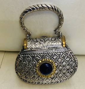 Bolso de Mano de Mosaico de Metal de Latón de Último Diseño para Bodas, Hecho por Tayyab Handicraft - Product Image 2