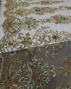 Tissu en dentelle de tulle brodé de perles et de strass étincelants, fait main, pour la haute couture, les robes de mariée et le bricolage (vente en gros) - Product Image 1