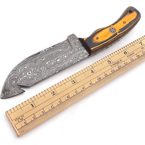 Cuchillo de Caza de Acero de Damasco de Diseño Personalizado con Mango Sólido y Funda de Cuero para Camping, Senderismo, Bushcraft y Caza - Product Image 6