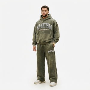 Conjunto de Chándal de Dos Piezas para Hombre: Sudadera con Capucha Oversize Lavada y Desgastada y Pantalones de Chándal de Pierna Ancha Estilo Urbano - Product Image 1