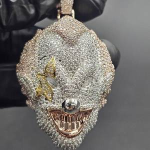 Colgante de Cara de Payaso en Plata 925 con Diamante Moissanita Chapado en Oro, Joyería Fina Hip Hop, Colgantes y Dijes - Product Image 1
