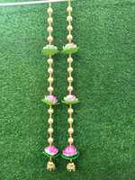 Guirlande suspendue en fleurs de lotus en mousse avec boules Gota et Ghungroo pour mariage indien, Diwali, temple de Ganesh, décoration murale et de porte