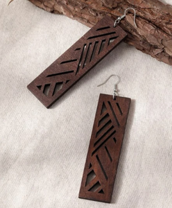 Pendientes de Ángel de Madera Orgánica Pulida, Joyería Étnica Hecha a Mano y Ecológica - Product Image 1