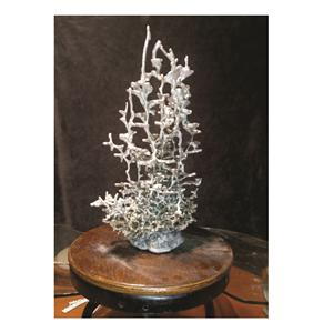 Sculpture de cube géométrique doré de luxe en fil métallique, décoration de table moderne, statues abstraites en fer pour événements de mariage et décoration intérieure - Product Image 3