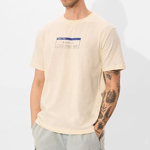 T-shirt pour homme fabriqué en usine OEM au Bangladesh 2026, avec typographie, coupe classique, col rond, manches courtes, tricoté, coupe décontractée. - Product Image 1