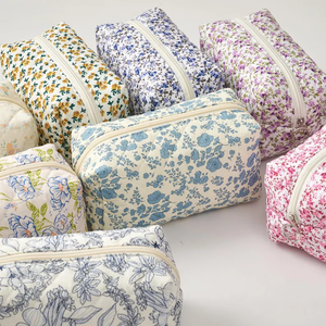 Bolsas de Maquillaje de Algodón con Diseño Vintage, Bolsa Cosmética Grande con Cierre para Organizador, Almacenamiento Portátil de Viaje, Regalo Hecho a Mano en Rajasthan - Product Image 4