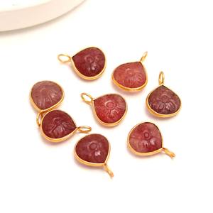 Colgante de cuarzo rosa natural tallado a mano con forma de flor, piedra preciosa de cuarzo rosa en plata de ley 925 para joyería. - Product Image 1