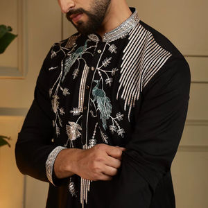 Nouvelle collection de kurtas en soie pour hommes, vêtements ethniques de créateurs, broderies, ensemble pyjama, grandes tailles disponibles, pour les fêtes - Product Image 1