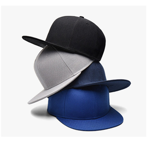 หมวกแก๊ปสีดำ 6 แผง ผ้าฝ้าย แบบ Snapback สำหรับผู้ใหญ่ สไตล์ลำลอง สตรีทแฟชั่น สีพื้น ใส่ได้ทุกฤดู - Product Image 3