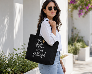 AMANI กระเป๋าผ้าแคนวาสพิมพ์ลาย Be Your Own Kind of Beautiful พร้อมสายสะพายสำหรับผู้หญิง ใช้สำหรับเดินทางและช้อปปิ้ง - Product Image 6
