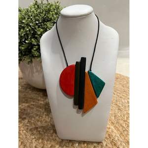 Collier en résine artisanal de luxe, accessoires de mode en cristal pour les soirées, bijoux artisanaux de qualité supérieure - Product Image 1