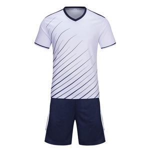 Nouveau maillot de foot pour joueur, uniforme de football 100% polyester, tissu 380g, impression numérique avec logo d'équipe, kits de clubs internationaux - Product Image 1