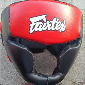 Protector de Cabeza de Boxeo Fairtex 2024, Material de PVC, Cierre de Gancho y Bucle, Visera Antivaho, Diseño Protector, Talla Personalizada - Product Image 5