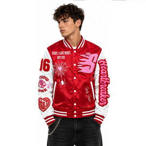 Veste universitaire rouge pour homme avec manches blanches, patch Heartbreaker brodé, style preppy, col rabattu, matière polyester - Product Image 4