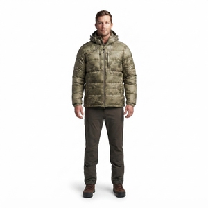 Fabricante de Chaquetas de Plumón para Hombre con Capucha y Cremallera, Diseño Camuflaje, Relleno 650, Resistente al Agua, con Aislamiento Térmico, para Caza, OEM Personalizado - Product Image 1