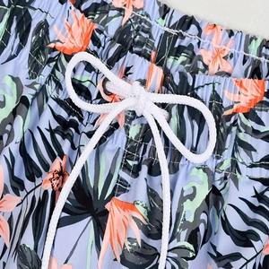 Men's Customizable Logo Street Style Cotton Twill Shorts Mid Waist Loose Solid Pattern Embossed Printed Shorts - Product Image 4