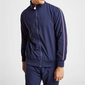 Traje Deportivo de Invierno Personalizable al por Mayor para Hombre - Ropa Deportiva de Alta Calidad en Poliéster/Algodón con Diseño para Correr - Product Image 2