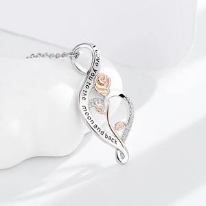 ZAWO HOUSE Collier Pendentif Fleur Rose en Argent Sterling 925 Plaqué Or avec Moissanite pour Femme, Bijou de Mariage Tendance - Product Image 3