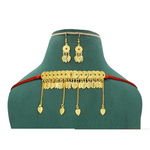 Martasha diseñador islámico Ramadán especial dorado UAE joyería especial Dubai joyería collar pendiente conjunto - Product Image 2