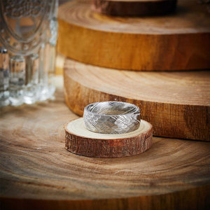 Bague Damas, bijoux faits main de qualité supérieure avec un design classique, bague en acier Damas, alliance faite à la main pour un style contemporain - Product Image 2