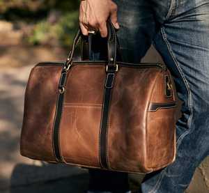 Sac de sport décontracté de luxe pour homme en cuir véritable vintage, écologique, résistant à l'eau, marron vieilli, avec fermeture éclair en polyester - Product Image 1