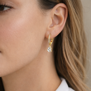 Élégantes boucles d'oreilles pendantes en or jaune 14 carats avec diamants de laboratoire pour femme, idéales pour les mariages, les fêtes et comme cadeau d'anniversaire de mariage - Product Image 5