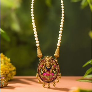 Ensemble de bijoux fantaisie traditionnel avec pierres Pota mates et collier long en perles - Product Image 3