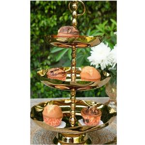 Soporte para cupcakes de metal con acabado dorado de aspecto elegante, ideal para decoración de mesa en fiestas de cumpleaños, de las últimas tendencias. - Product Image 5
