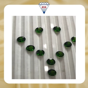 Piedras Preciosas Sueltas de Diopsido Verde Natural Calibrado, Corte Ojo de Gato, Esmeralda, Zafiro, con Certificación IGI para Joyería - Product Image 6